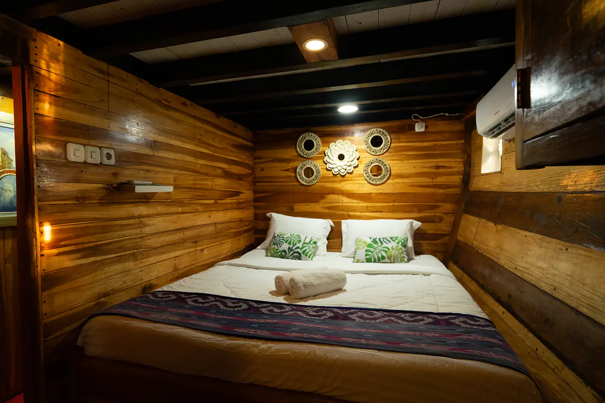 Superior Reef Double - Image 1